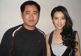 广州Jdb电子与明星合影